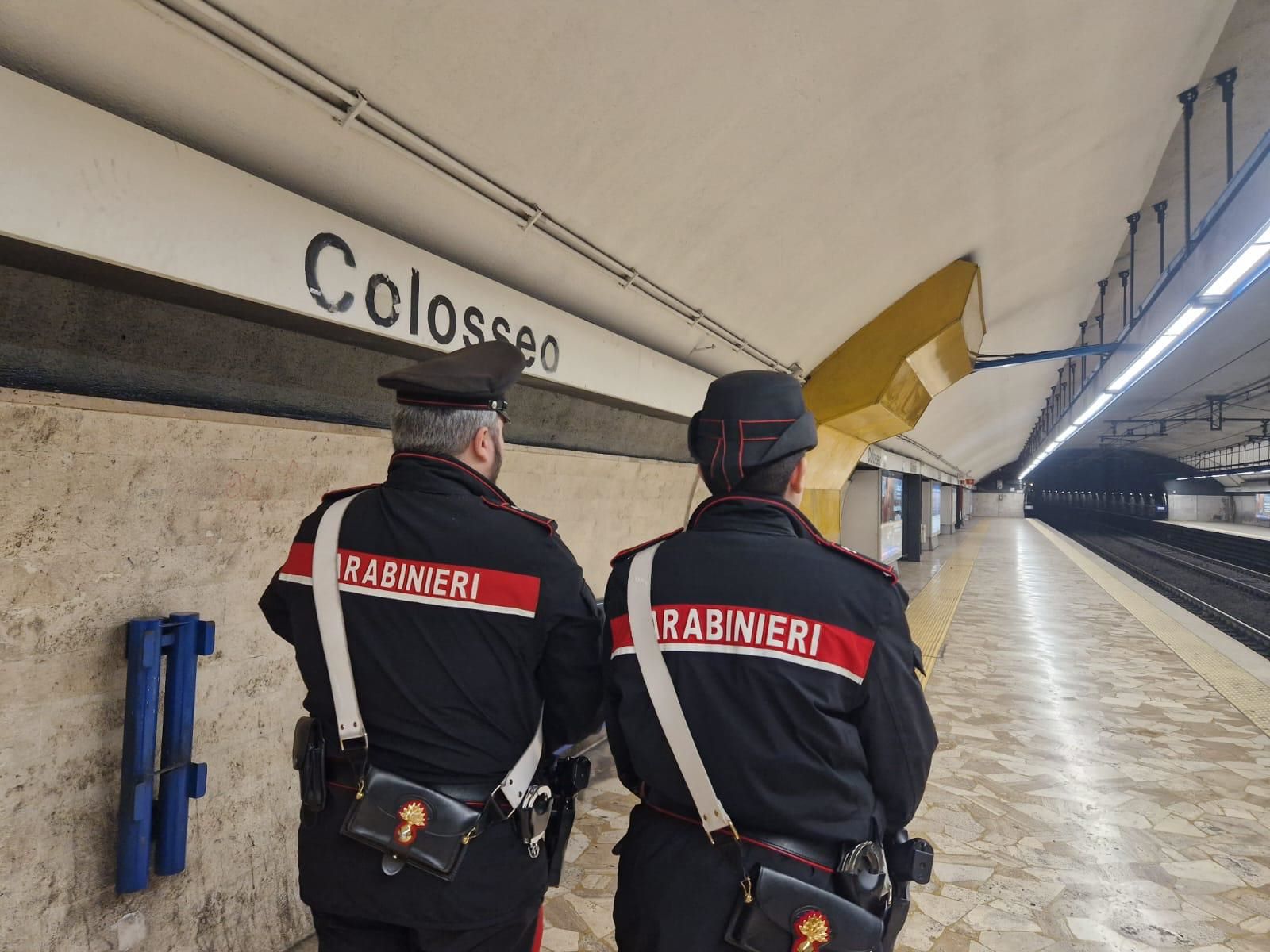 Pasqua, Giro Di Vite Dei Carabinieri Contro Furti E Borseggi: 16 ...